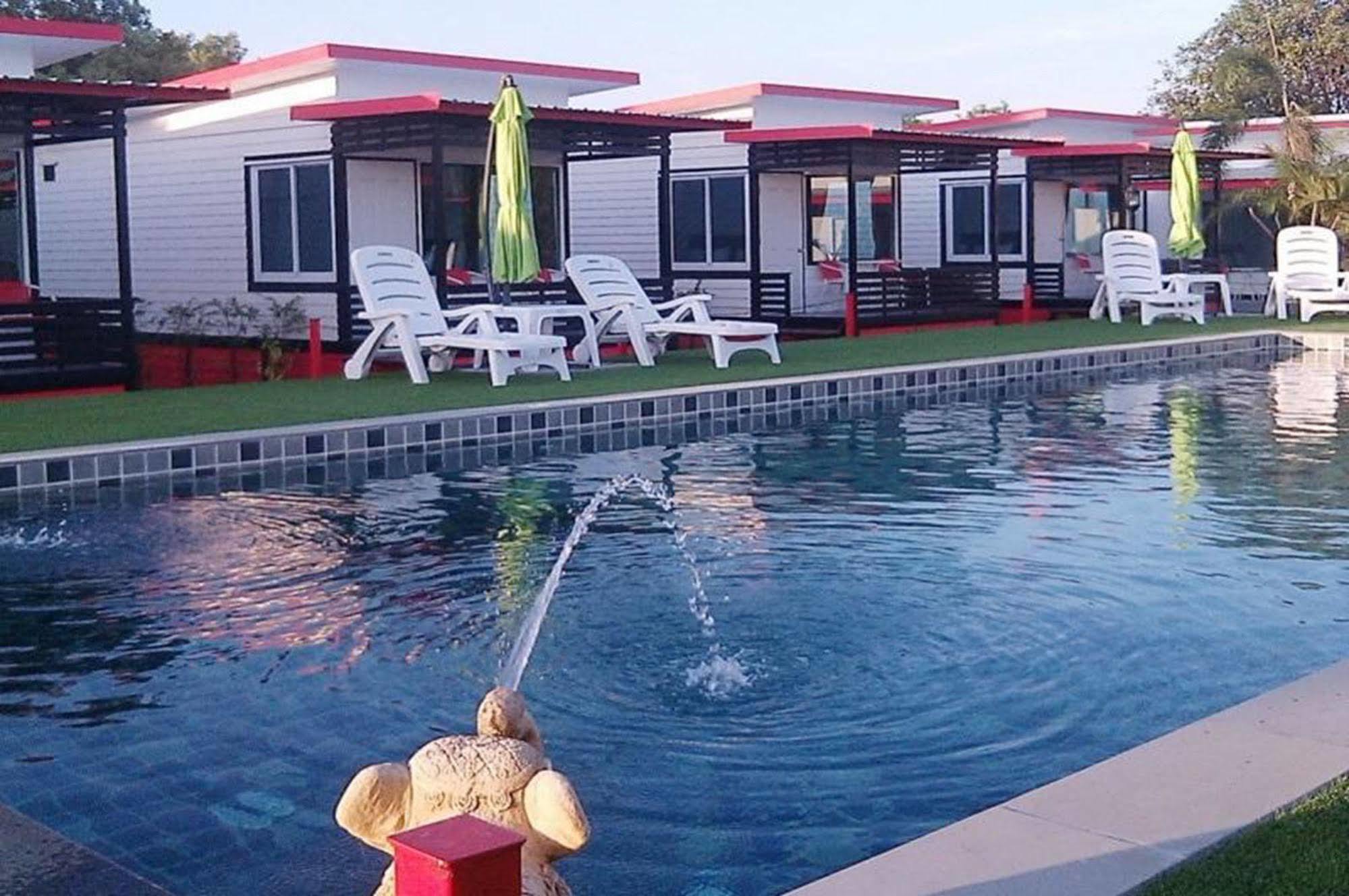 Cape Go Resort Pantai Chao Lao Bagian luar foto